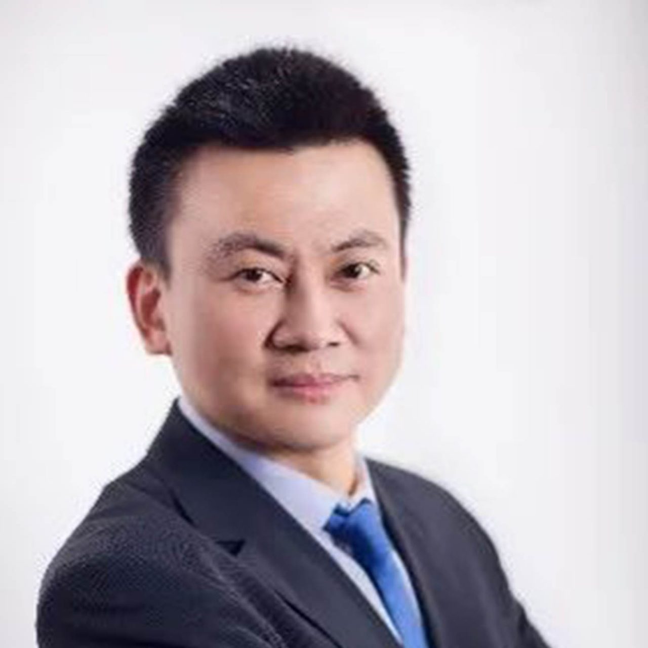 Headshot of Fan Bin